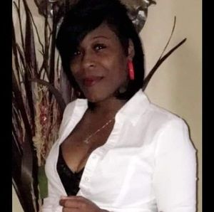 Meet your Posher, Chanel